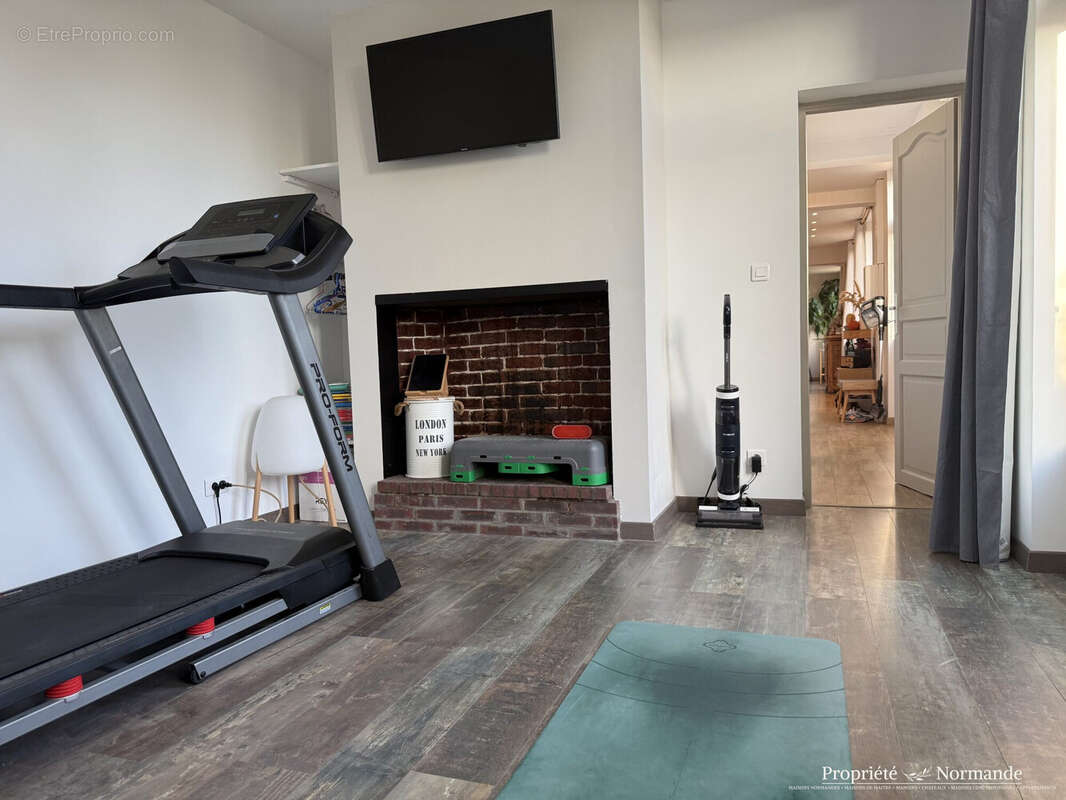 Maison à VOISCREVILLE