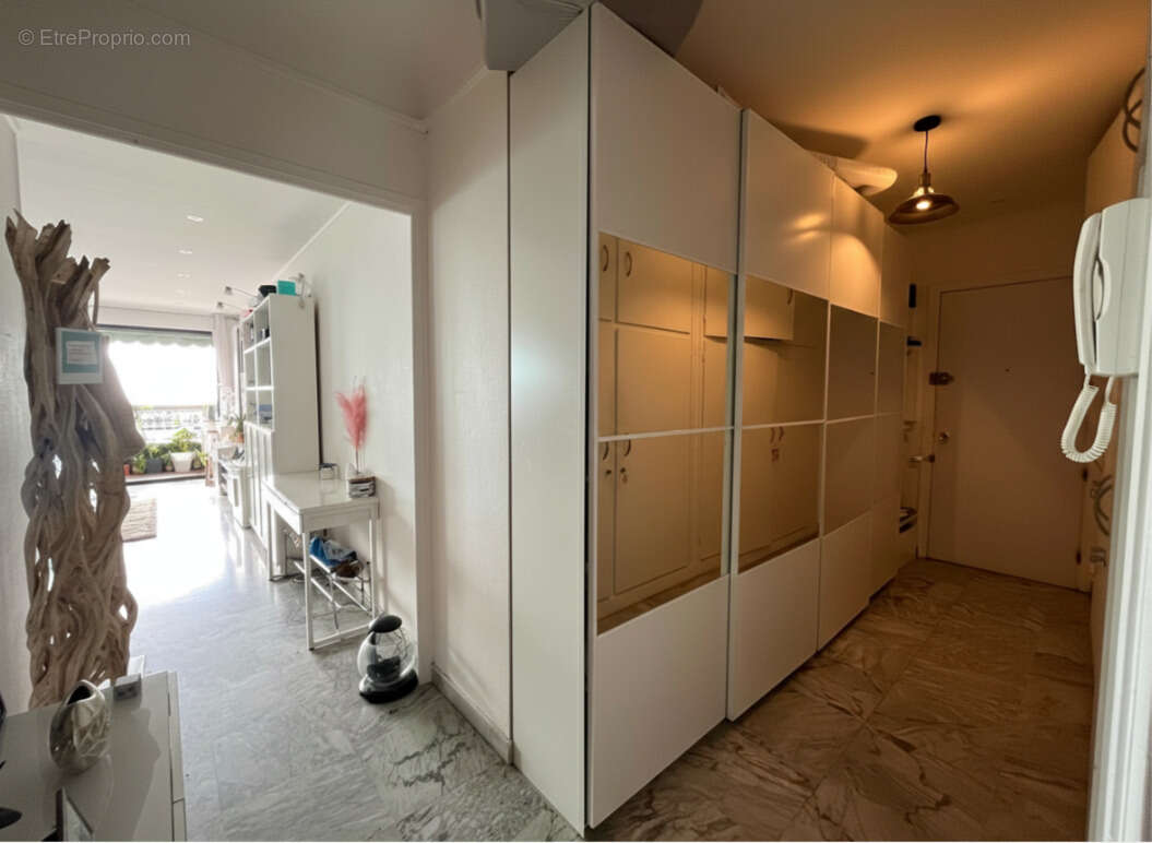 Appartement à ROQUEBRUNE-CAP-MARTIN