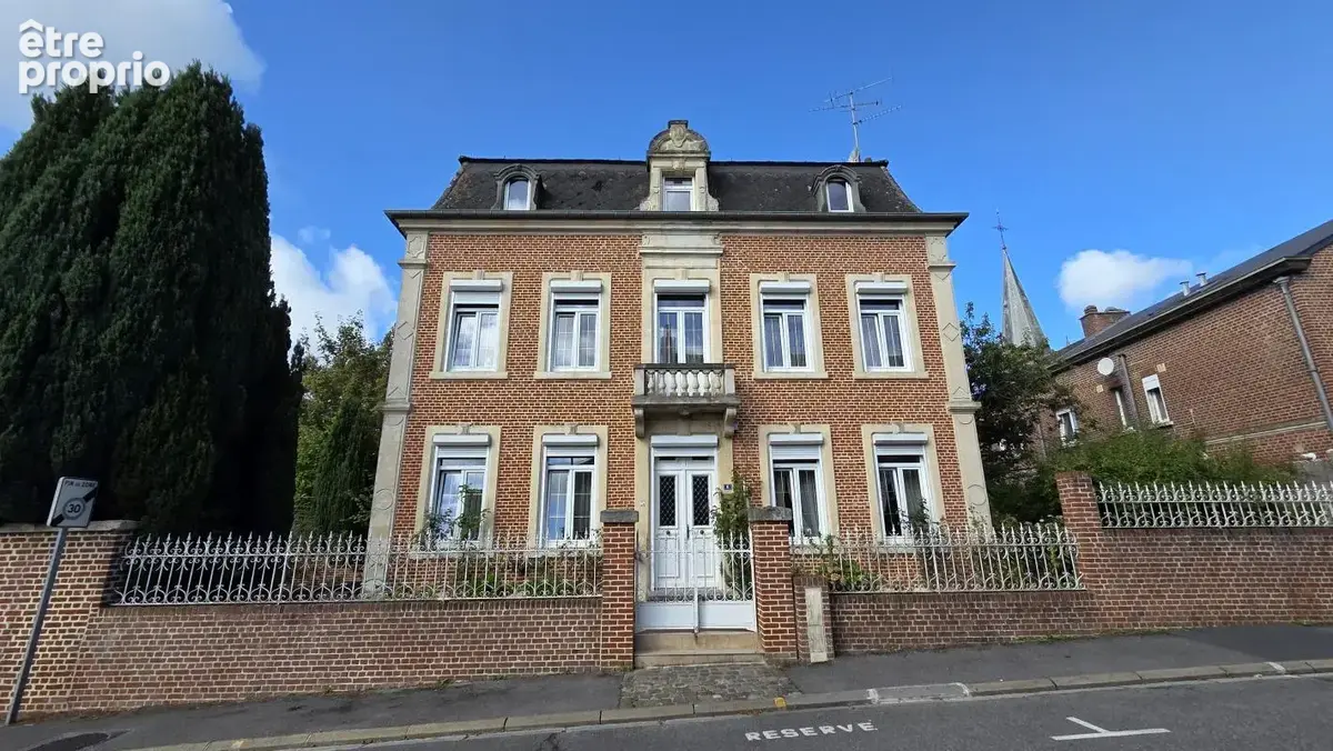 Magnifique maison bourgeoise à rénover située à Anor - photo 2