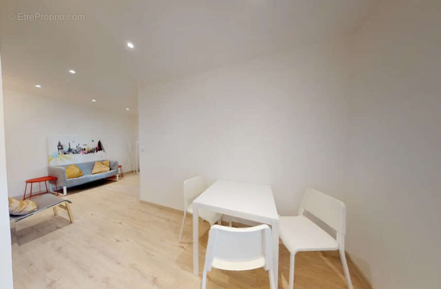 Appartement à LYON-8E