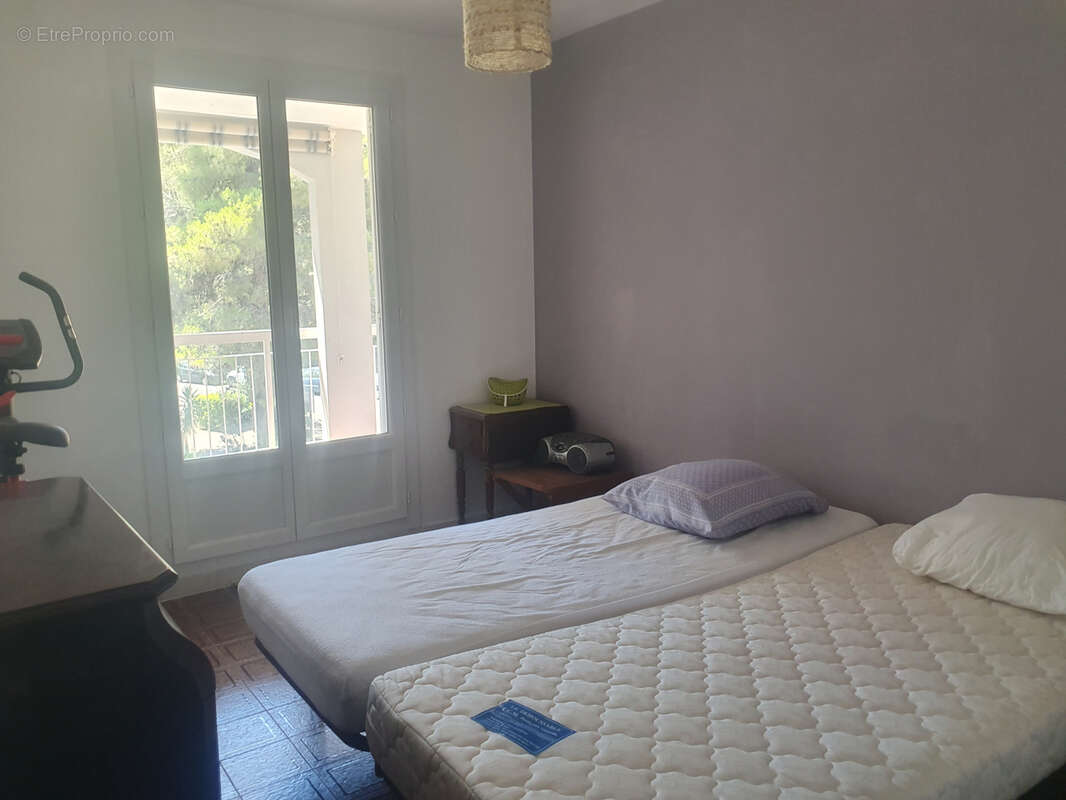 Appartement à acheter avec terrasse à Cavalaire-Sur-Mer - photo 4