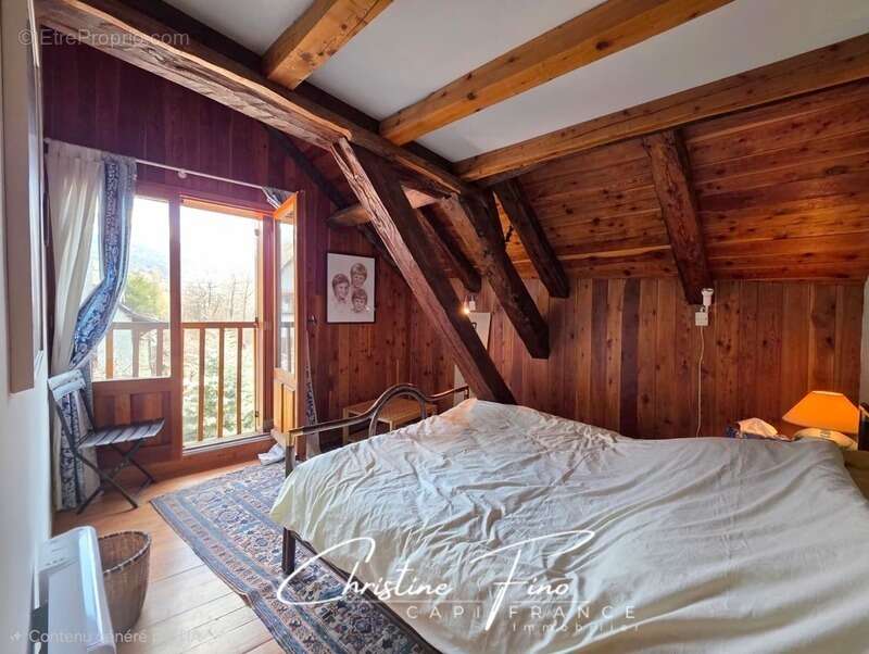 Maison à LA SALLE-LES-ALPES