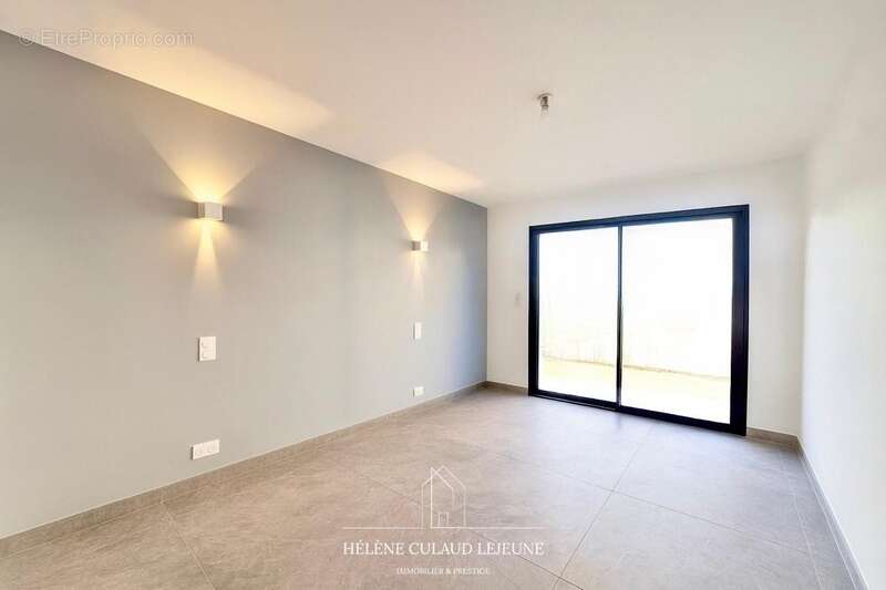 Maison à LOCQUELTAS