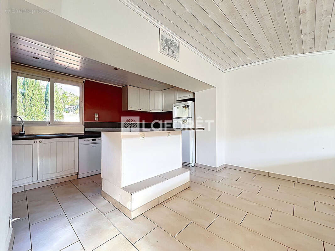 Maison à ROQUEVAIRE