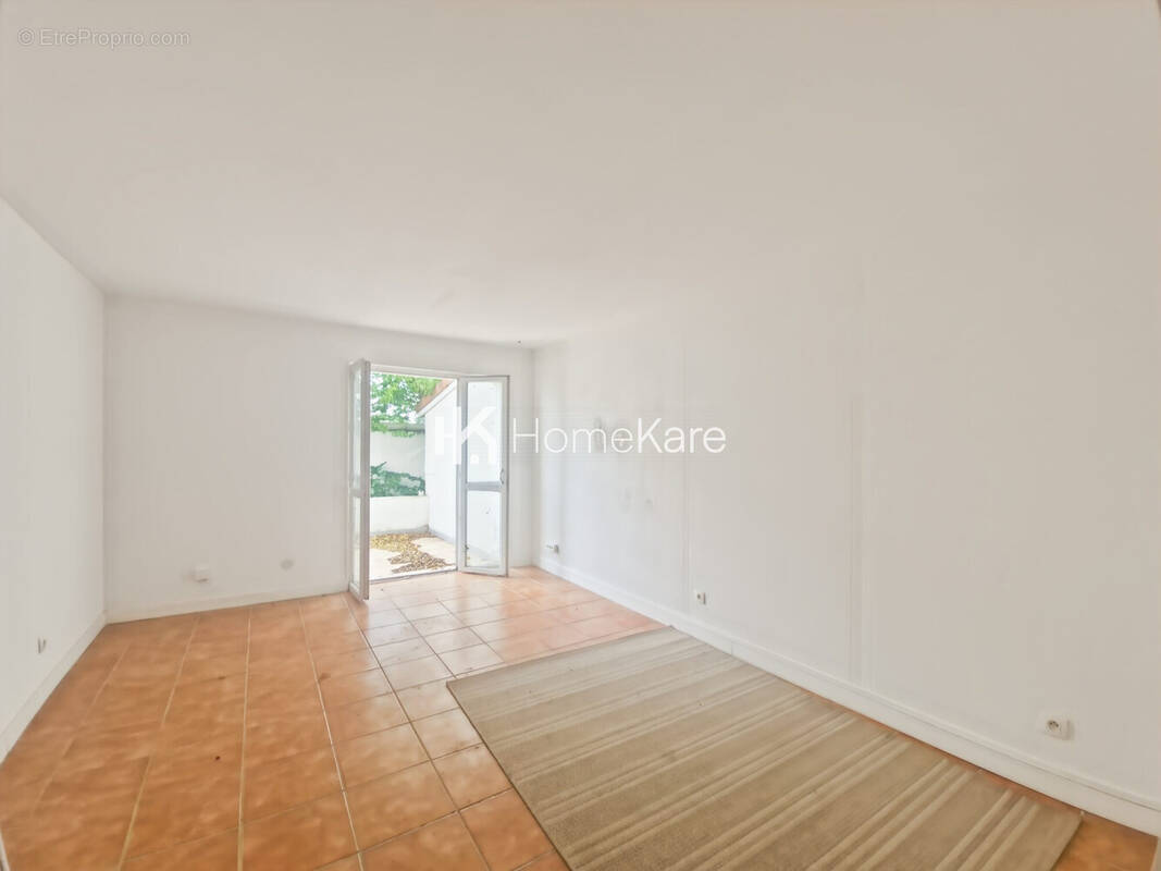 Appartement à VILLATE