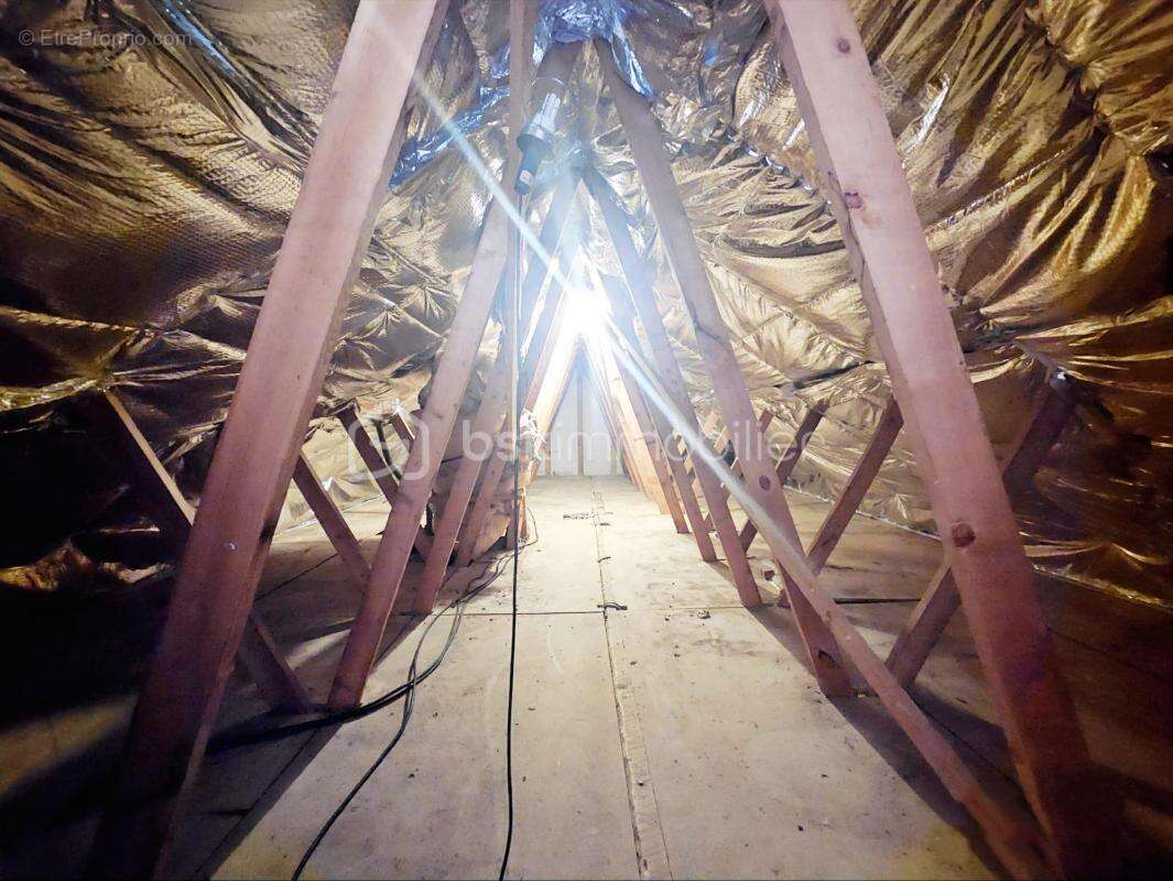 Maison à POILLY-LEZ-GIEN