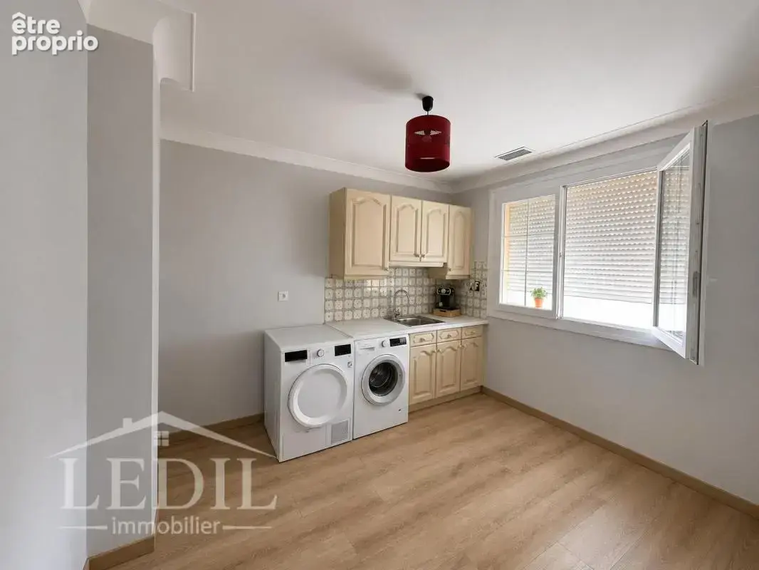Maison rénovée 175 m² avec prestations énergétiques de qualité - photo 7