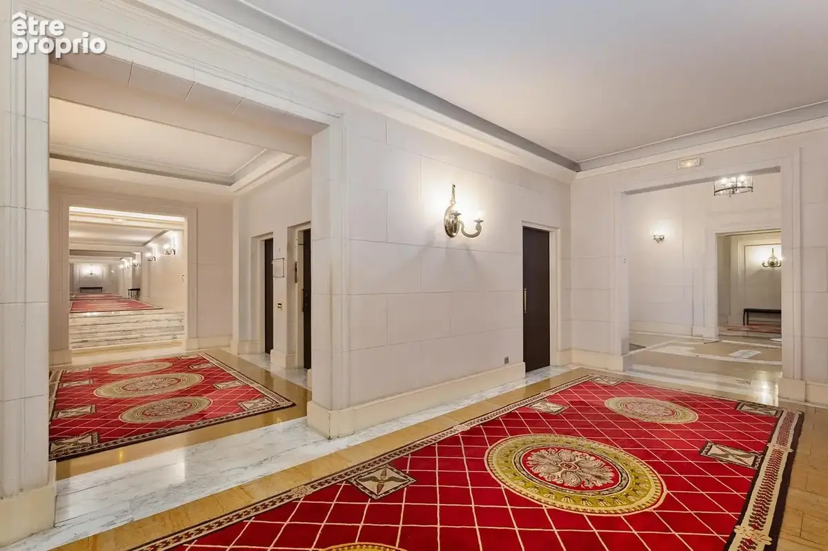Appartement d’exception   3 pièces luxueux et parking   Avenue Montaigne - photo 2