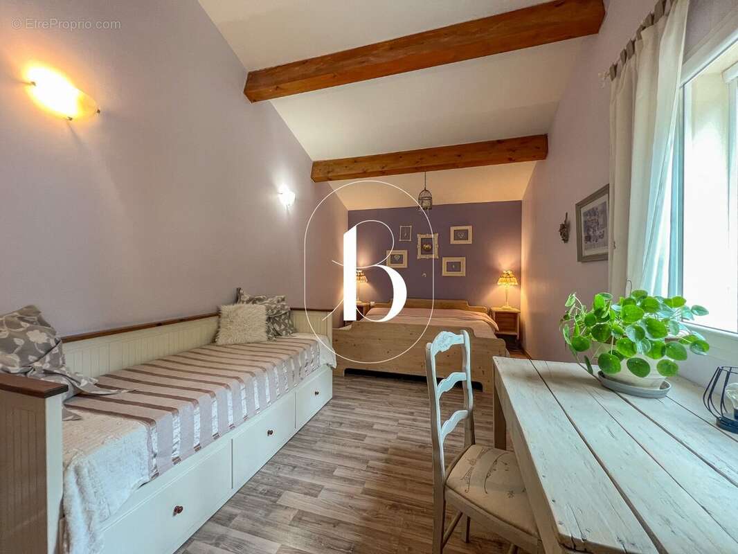 Maison à GOUDARGUES