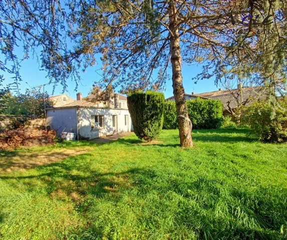 Maison à COULONGES-SUR-L&#039;AUTIZE