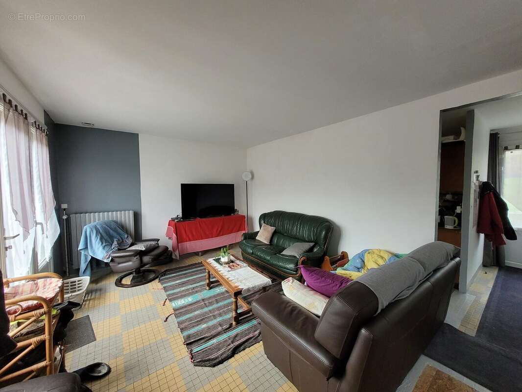 Maison à LONGNY-AU-PERCHE