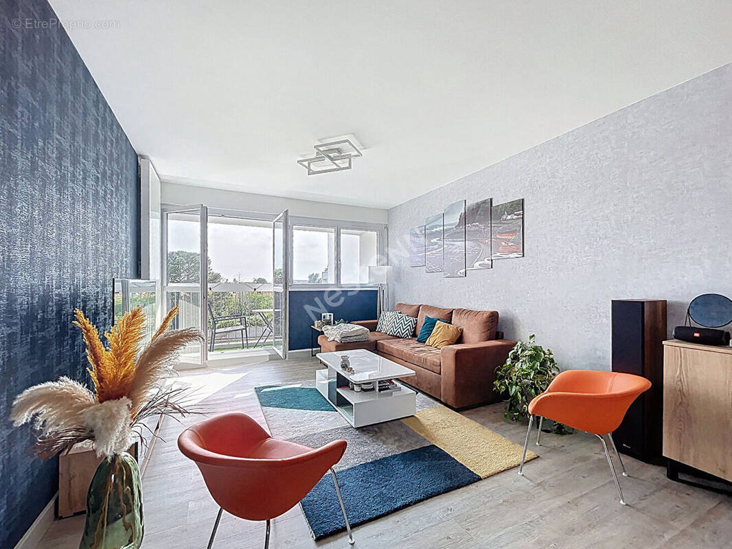 Appartement à REZE