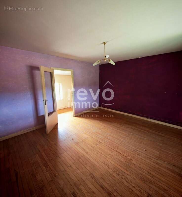 Maison à SAINT-TRIVIER-SUR-MOIGNANS