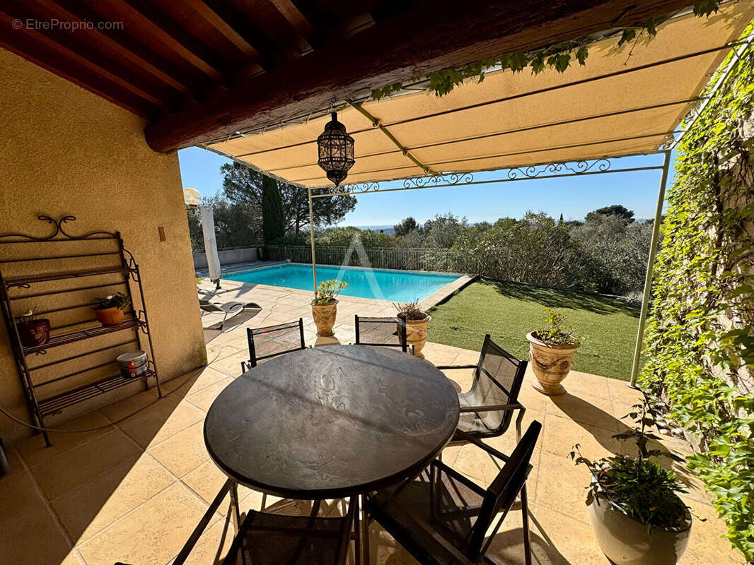 Maison à NIMES