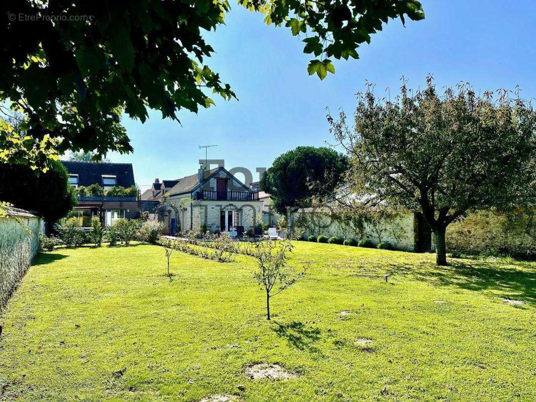 Maison à SAINT-GERMAIN-SUR-ECOLE
