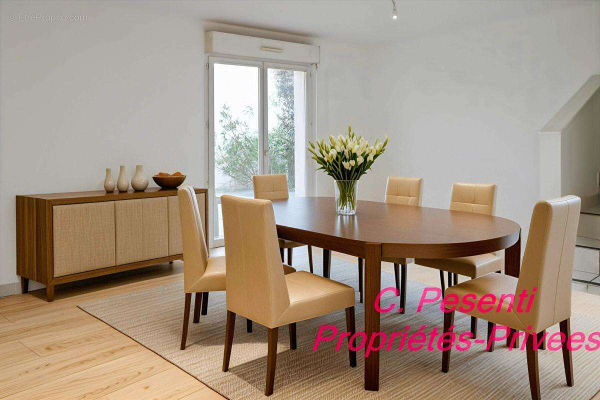 Maison à SAINT-THIBAULT-DES-VIGNES