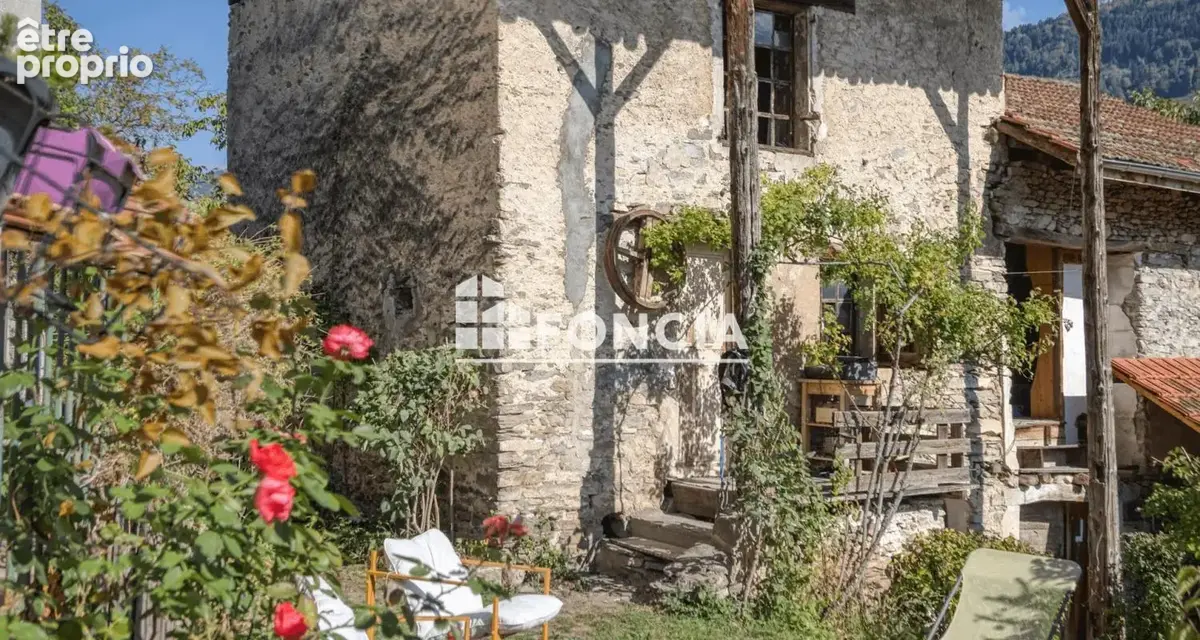 Charmante maison en pierres avec grange - CRETS EN BELLEDONNE - photo 17