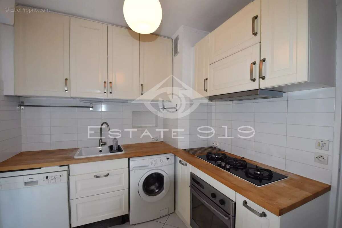 Appartement à LE CANNET