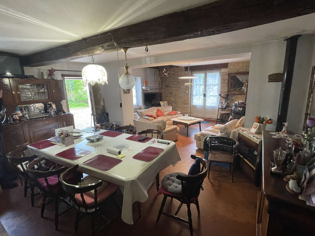 Maison à BAUGY