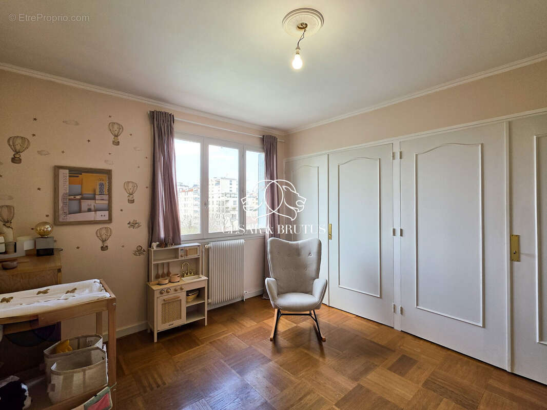 Appartement à LYON-8E