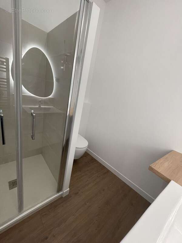 Appartement 23 m² à Oullins  - photo 2