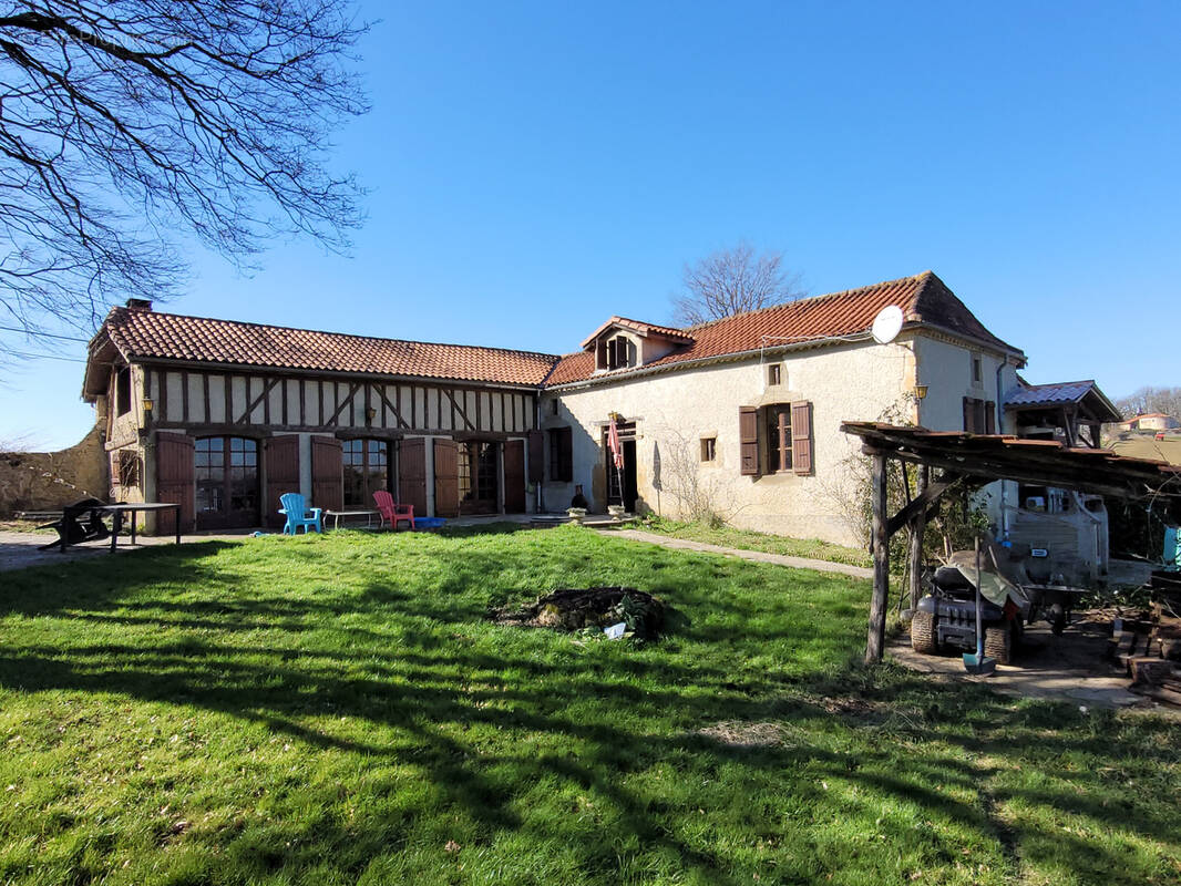 Maison à SAINT-JUSTIN