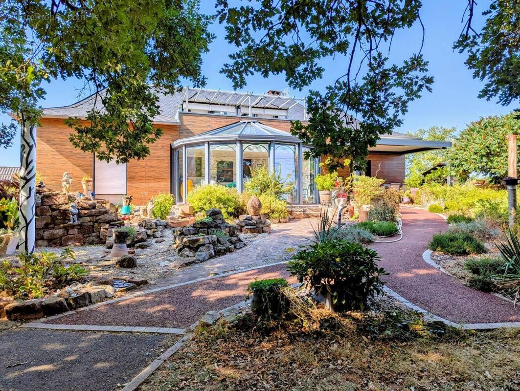 Photo 1 - Maison à SAINT-CHRISTOPHE-VALLON