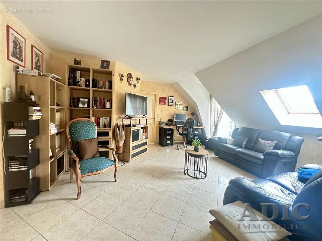 Maison à DAMMARTIN-EN-GOELE