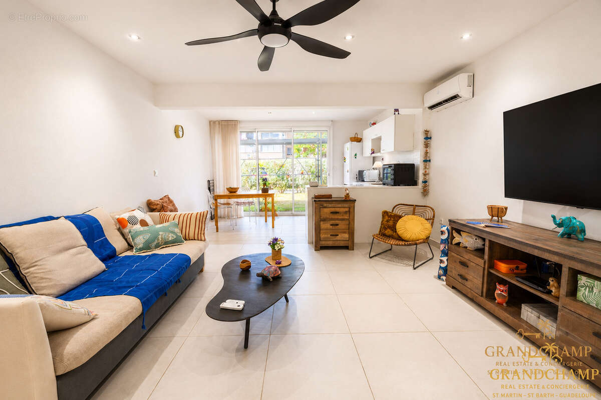 Appartement T2 rénové avec jardin   Résidence du Flamboyant   Baie Nettlé - photo 2