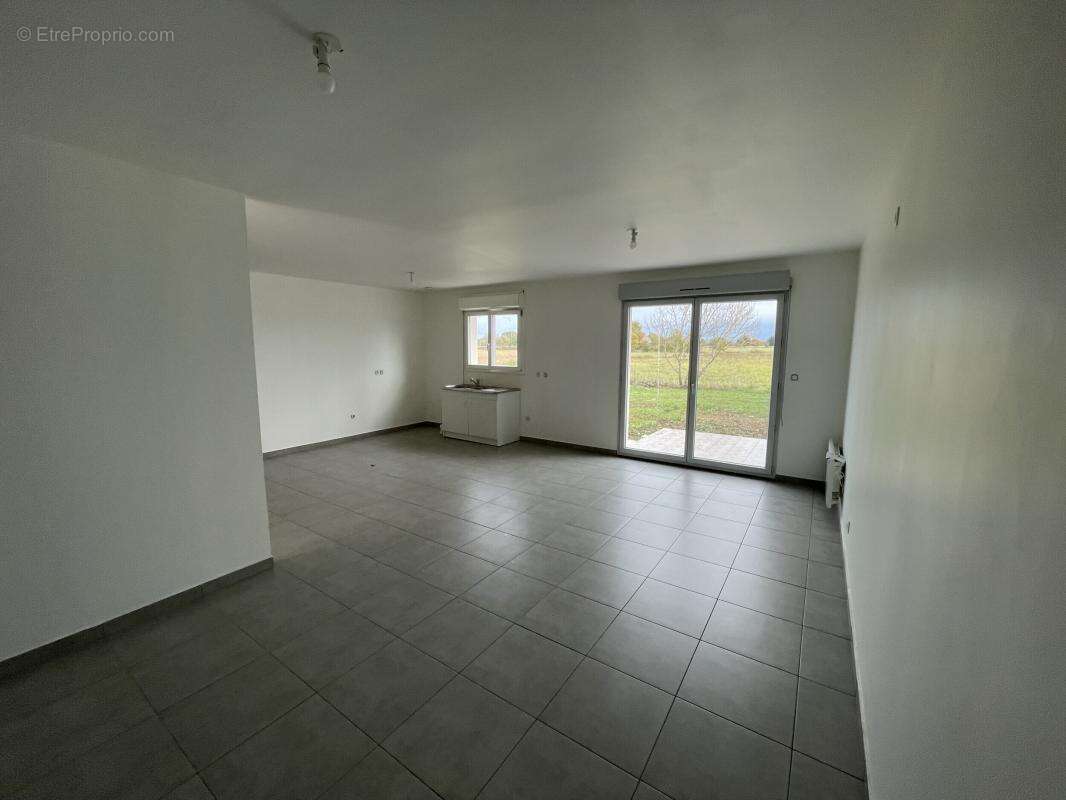 Maison à LAMASQUERE