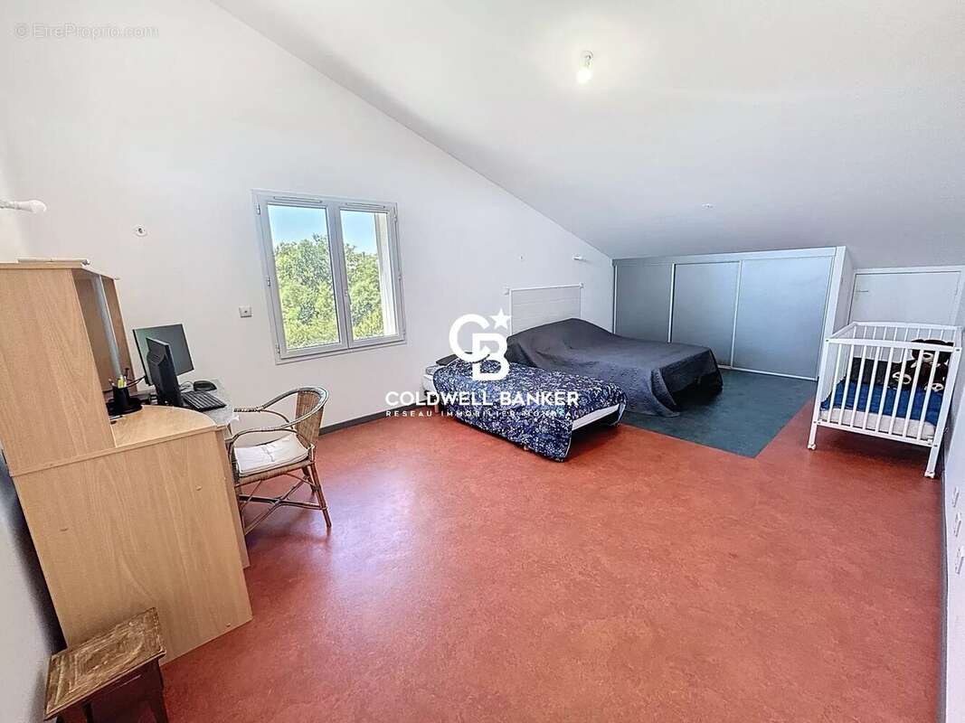 Maison à PUGET-SUR-ARGENS