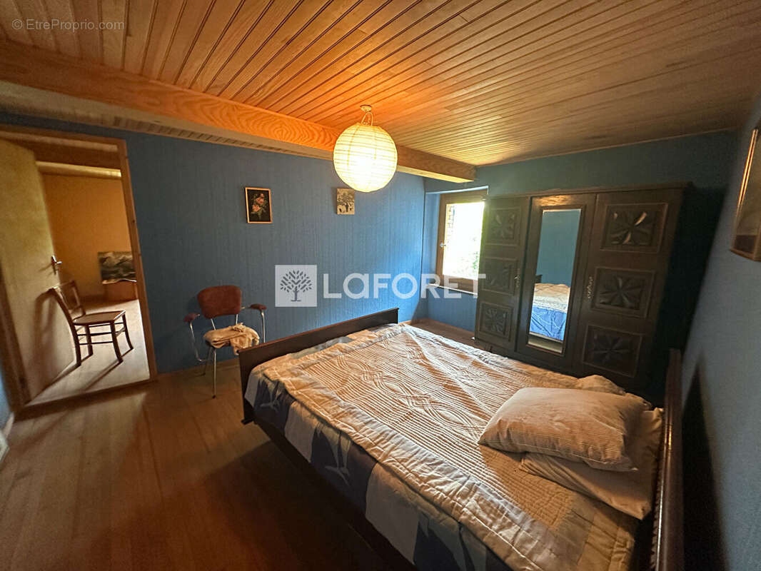 Ambialet - Maison en pierre à rénover - photo 11