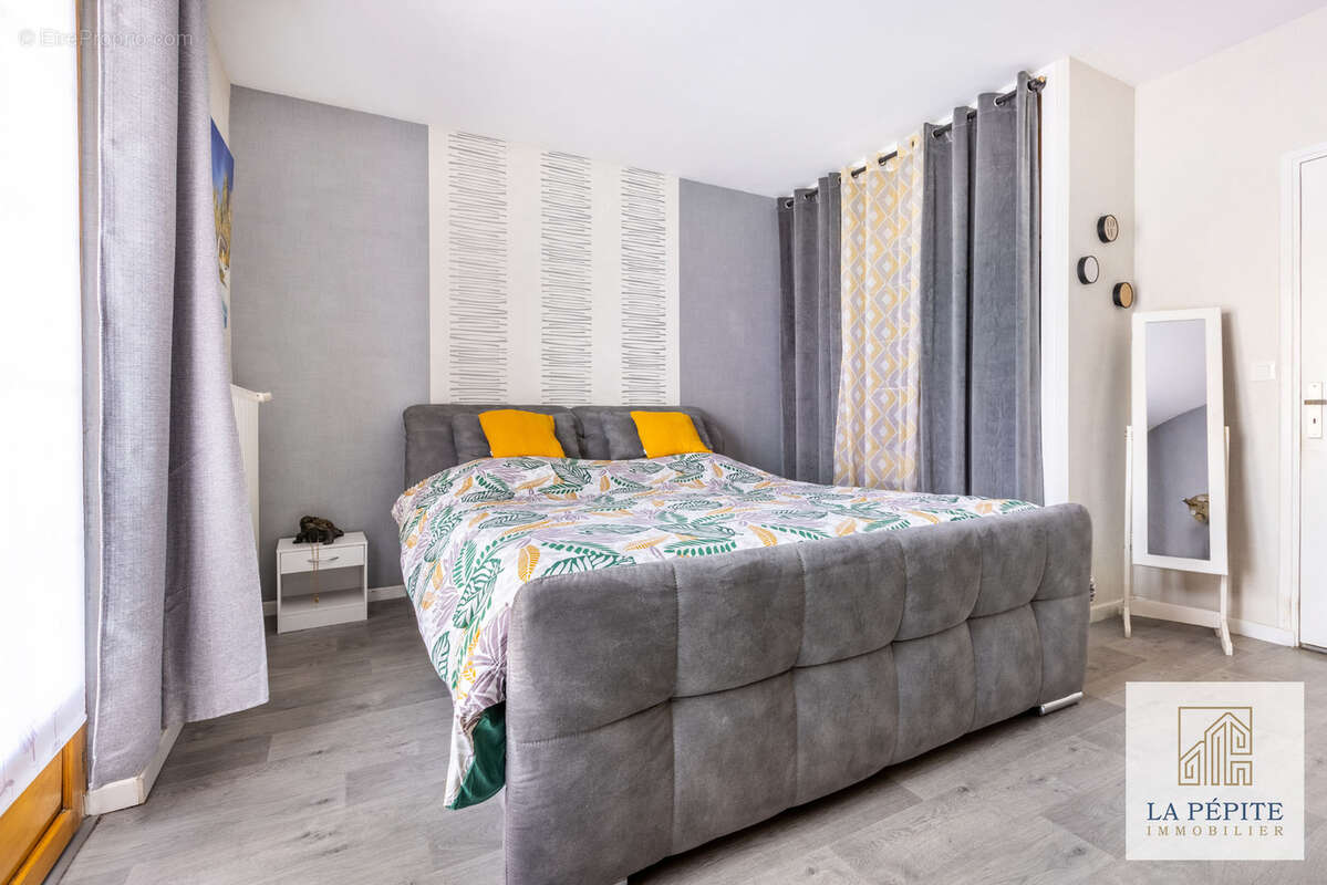 Maison à SAINT-AMAND-LES-EAUX