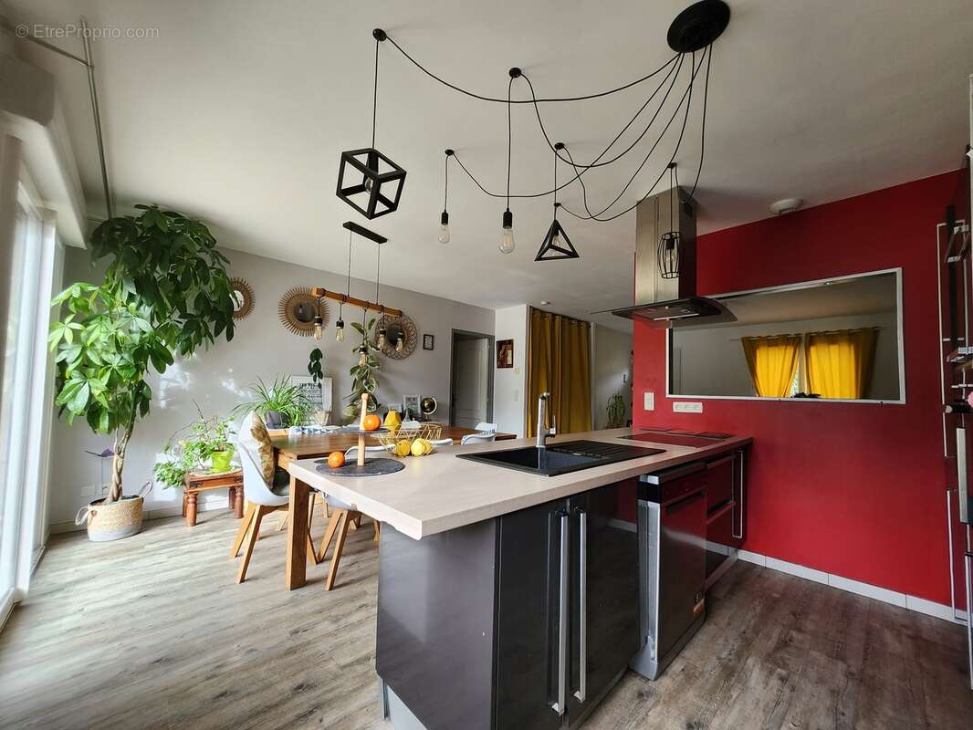 Maison à SAINT-JOUVENT