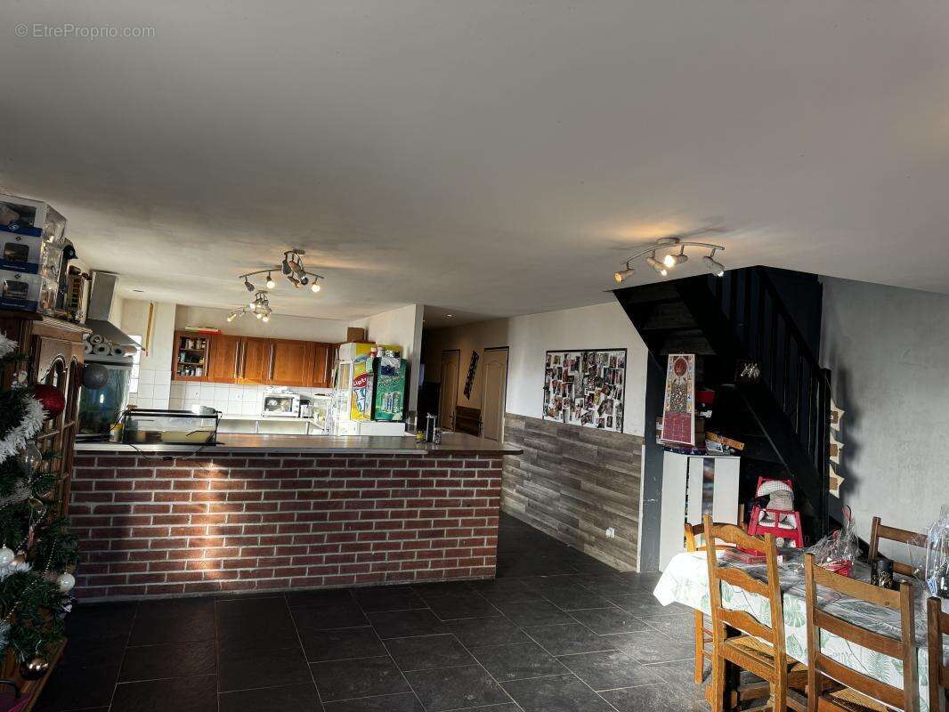 Maison à PETITE-FORET