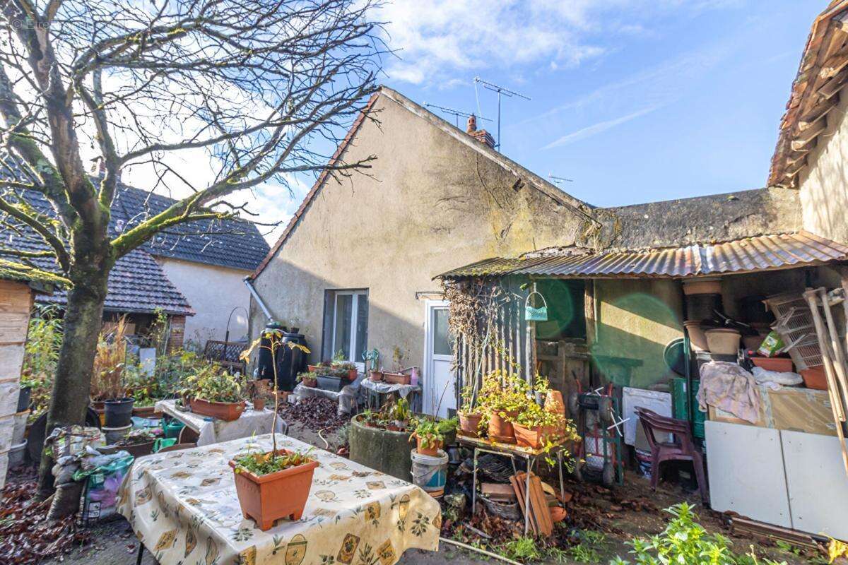 Maison à CHABRIS