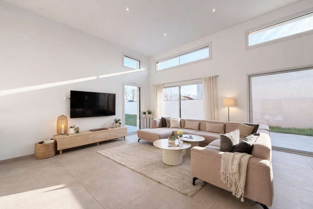 Maison à SOLIERS