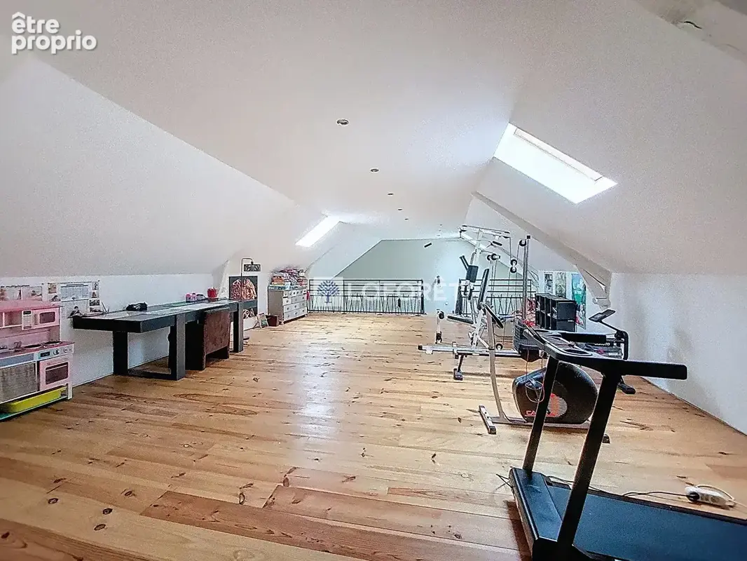Maison Crepy 7 pièce(s) 286.03 m2 - photo 7