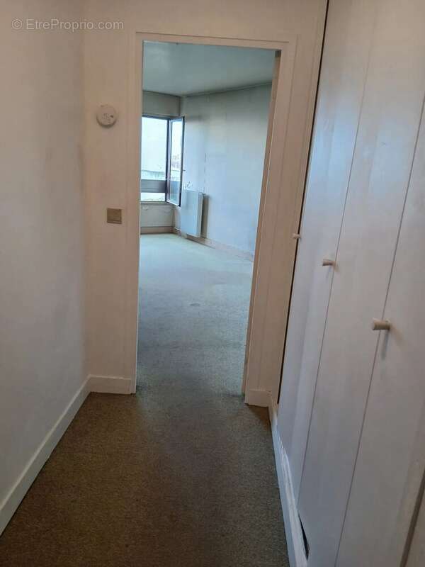 Appartement à PARIS-19E