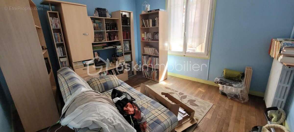 Appartement à MONTEREAU-FAULT-YONNE