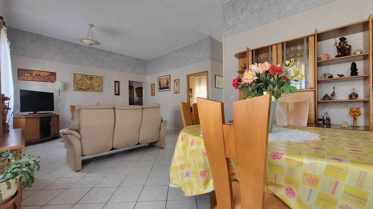 Maison 163 m² à Begles  - photo 7