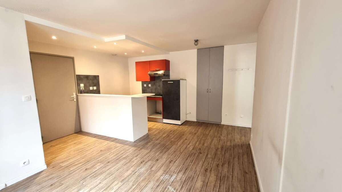 Appartement à PRESLES