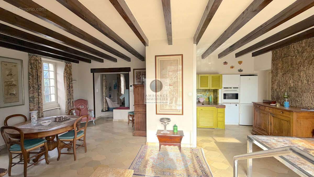 Maison à LA ROCHE-DE-GLUN