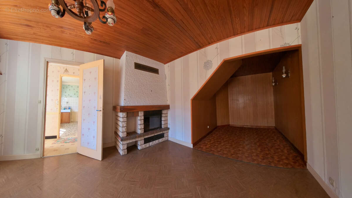 Maison à PAGNY-LA-BLANCHE-COTE