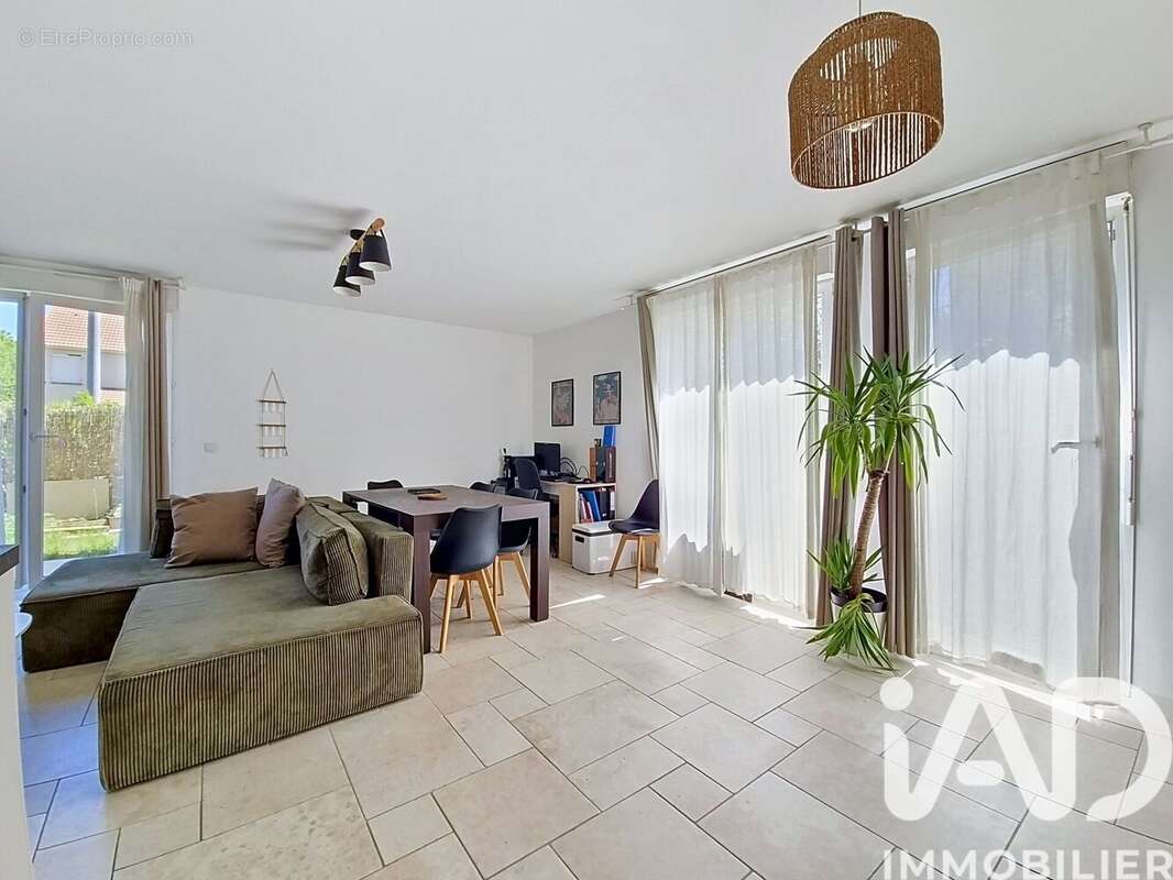 Photo 7 - Appartement à SAINTE-GENEVIEVE-DES-BOIS