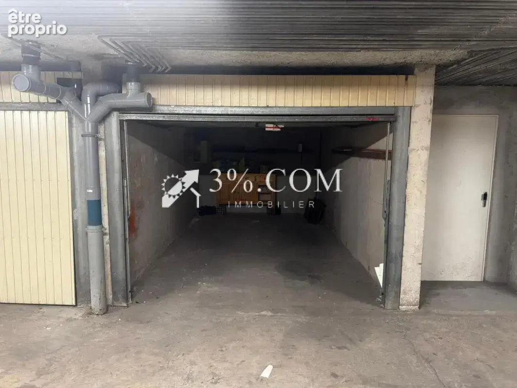 Garage dans résidence sécurisée - photo 2