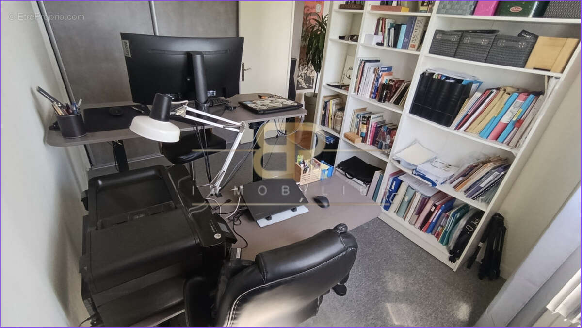 Appartement à FONTENAY-SOUS-BOIS