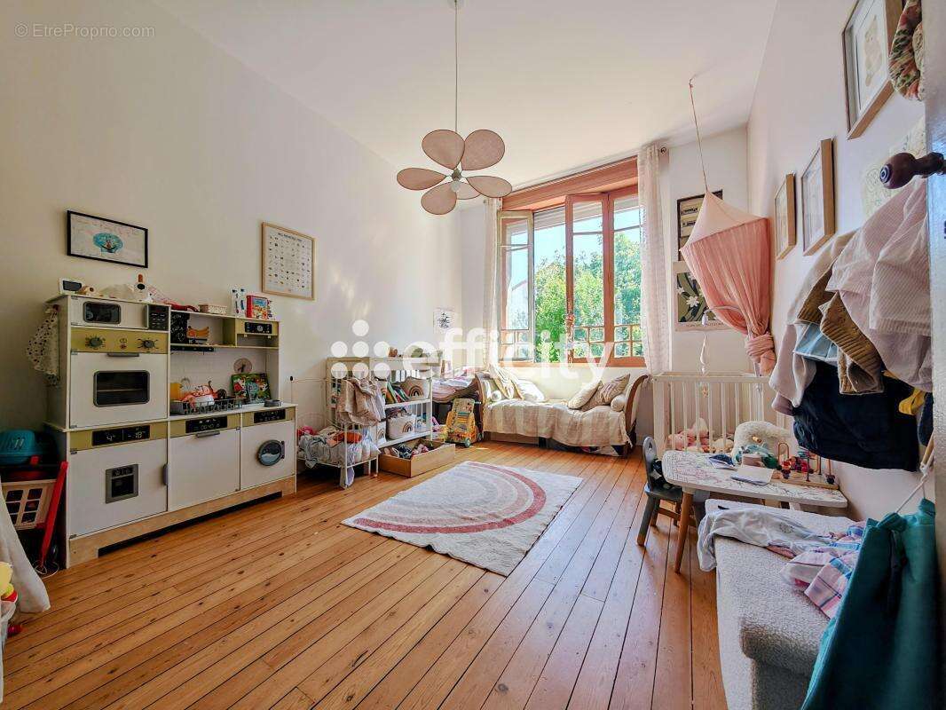 Appartement à LE BOUSCAT