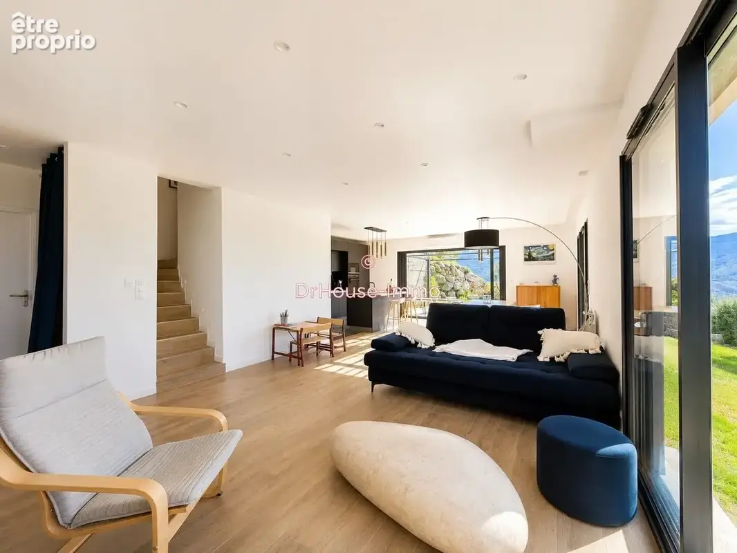 Maison 4 pièces 109 m² à vendre à Carros (06510) - photo 13