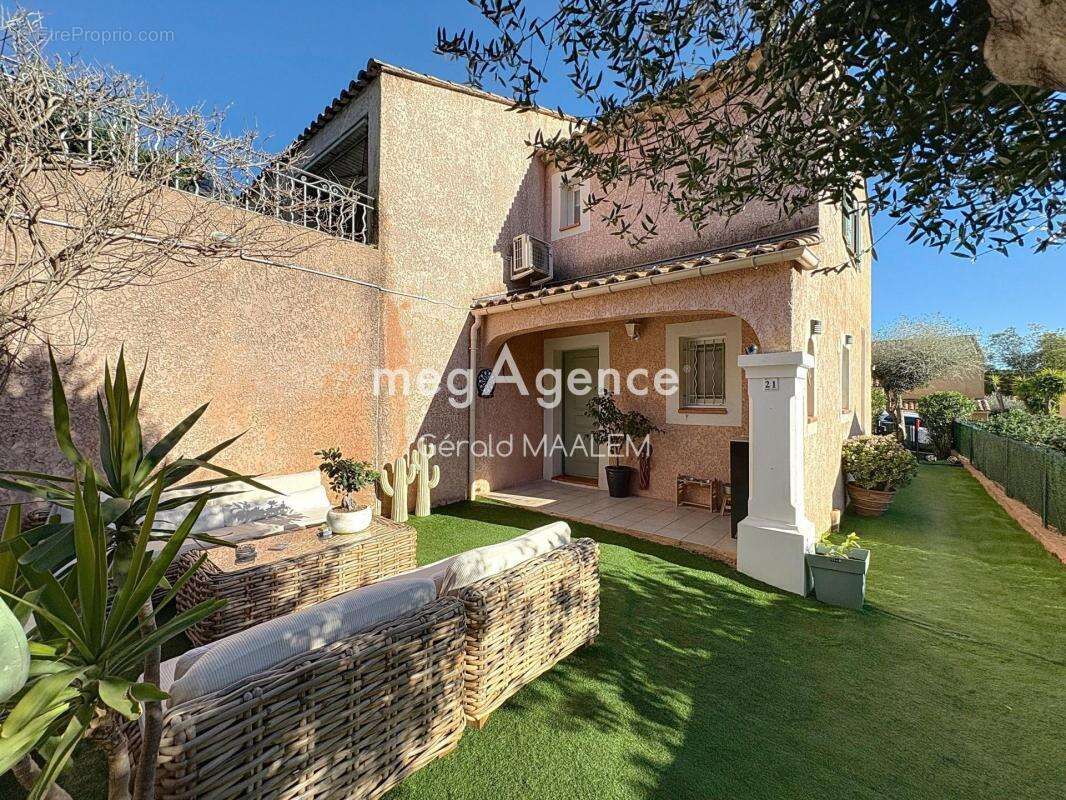 Maison à CAVALAIRE-SUR-MER